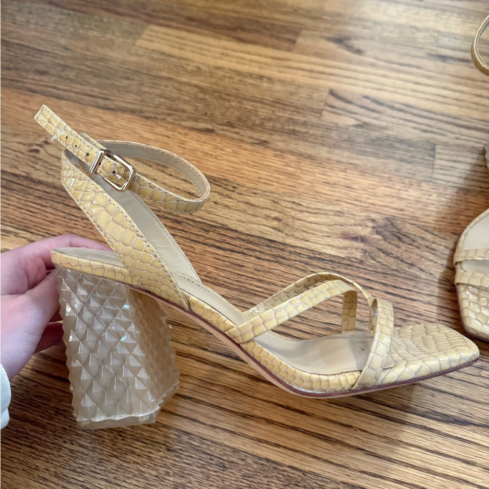 ANTONIO MELANI Beige Croc-Embossed Block Heels - Picture 3 of 4